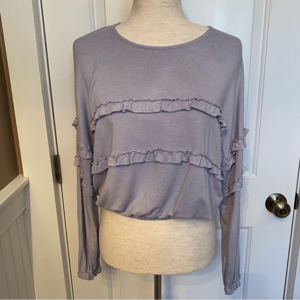DON’T ASK WHY TOP CROPPED CROP PALE PURPLE BLUE RUFFLE LONG SLEEVE ONE SIZE OS
